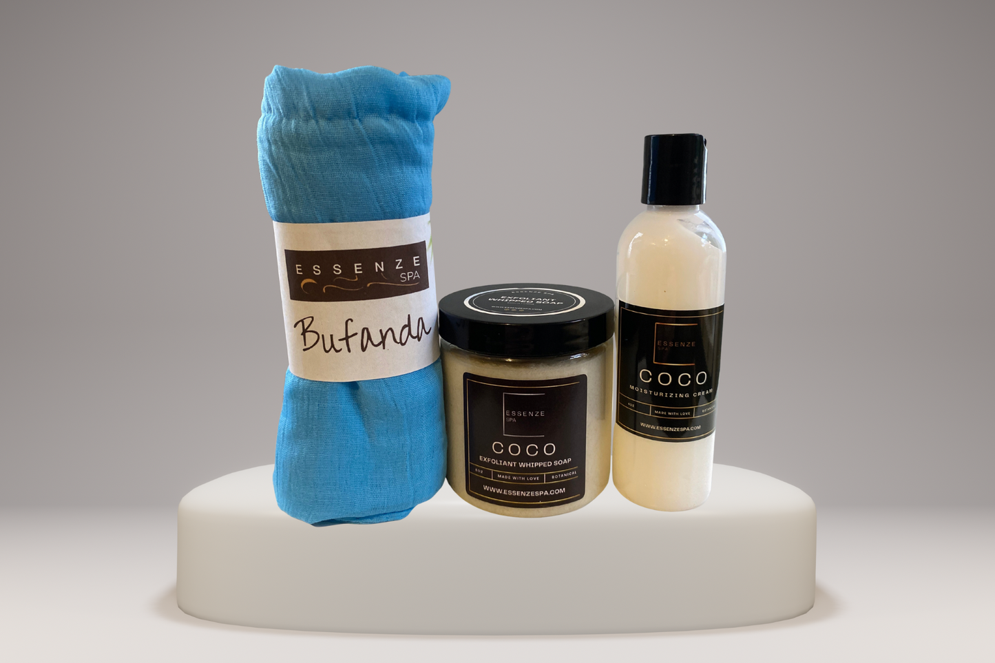 ESTUCHE con EXFOLIANTE, CREMA HUMECTANTE y BUFANDA