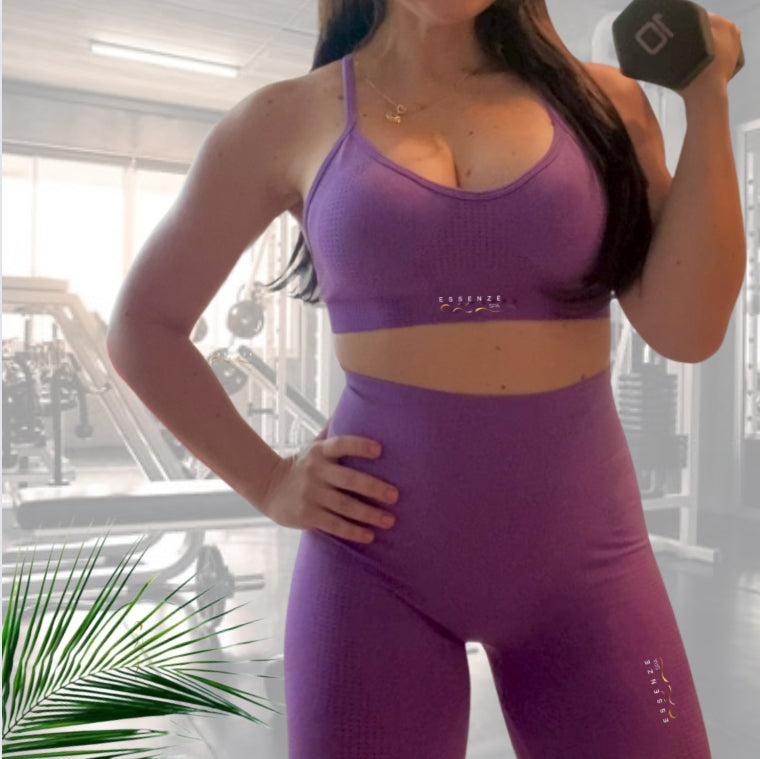 Conjunto sujetador deportivo y leggings