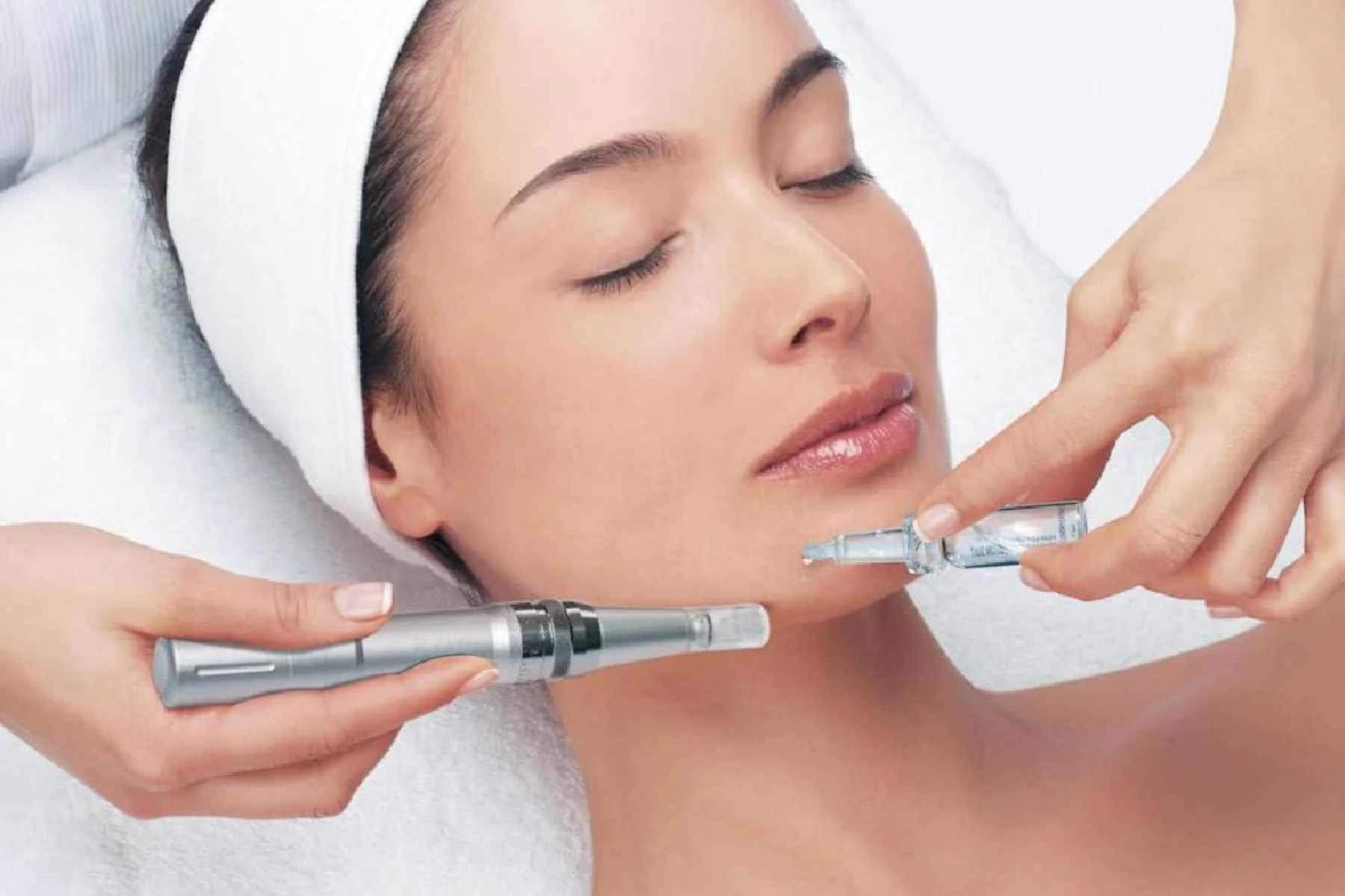 DEEP FACIAL CLEANSING + FACIAL MICRONEEDLING