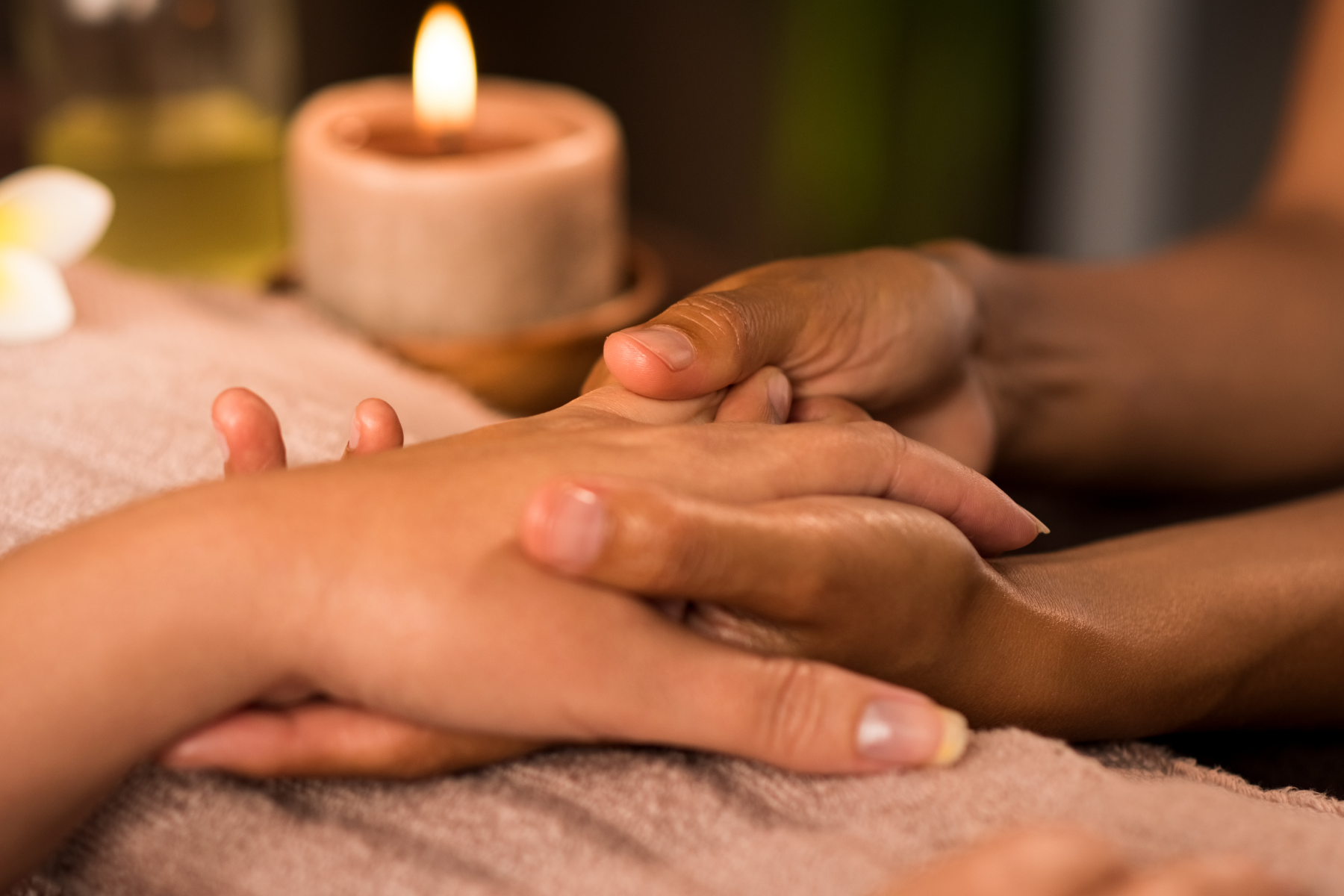 MANICURA de SEDA con PARAFINA